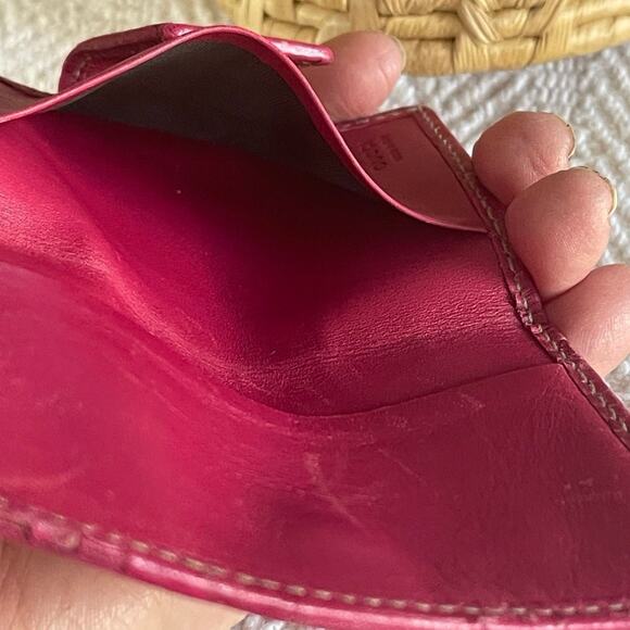 Gucci keychain wallet holder in pink - Picture 9 of 13